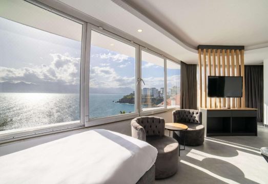 아브샤르 부티크 호텔