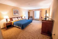Sturbridge Host Hotel and Conference Center Hotels near Grand Trunk Trail