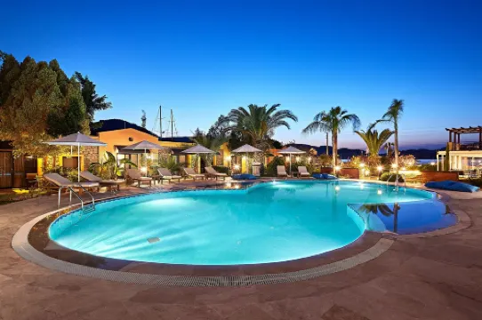 Fİ Light Solto Boutique Beach Hotel