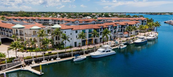 Naples Bay Resort & Marina Hotels in Collier County