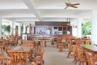 Laiya White Cove Beach Resort