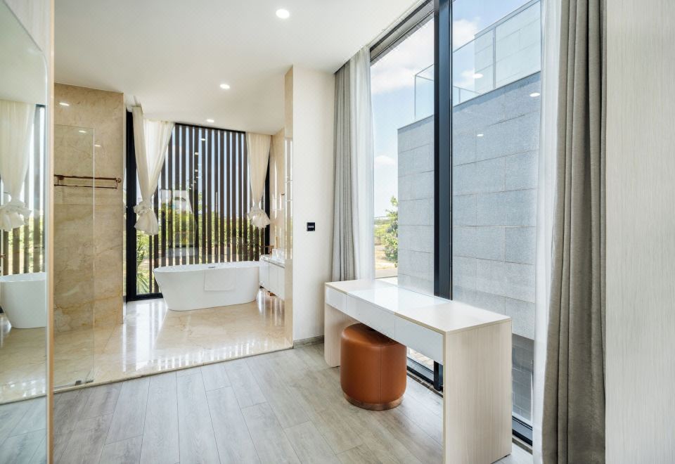 디럭스 리버프론트 풀 빌라 다낭 이미지