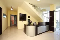 Al Hotel