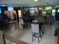 Harmony Marina Suites - bar