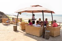 Safari Beach Lodge
