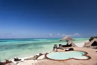 Karafuu Beach Resort & Spa - parking