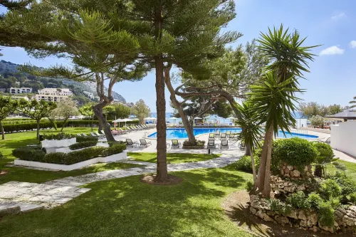 Universal Hotel Laguna Hotels in Canyamel