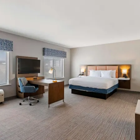Hampton Inn by Hilton Colorado Springs Northeast Отели рядом с достопримечательностью «Парк Коттонвуд Крик»