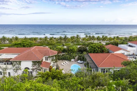 Le Soleil d'Or CaymanBrac Отели в г. Кайман-Брак