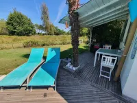 Villa Caraîbes Hotels in Gujan-Mestras