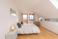 Luxury 10-Bed Villa with View Pool Playground