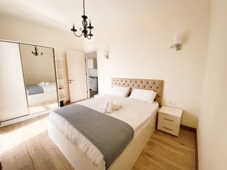 GG ApartHotel Отели рядом с достопримечательностью «Астрономические часы»