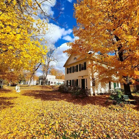 Arlington Inn & Spa Отели рядом с достопримечательностью «Sugar Shack»