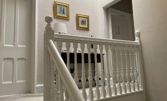 The Old Lodge Guest House