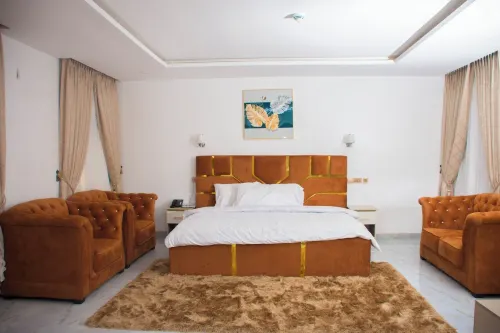 LINTOC HOTEL & SUITES LTD Hotels in Enugu South
