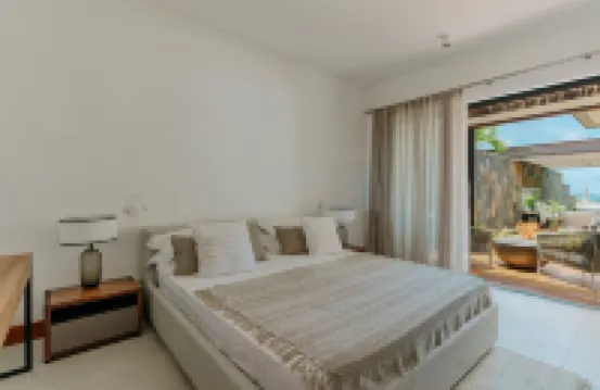 Peninsula, 3 Bedroom Luxury Beach Villa by Lov Mauritius