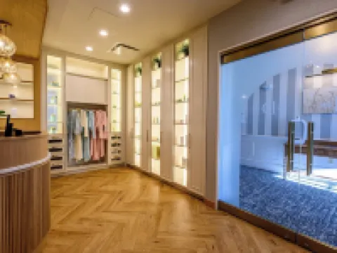 デラマー サウスポート フェアフィールドのホテル