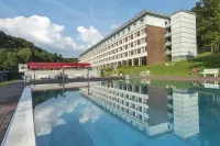 Parc Hotel Alvisse - Pools