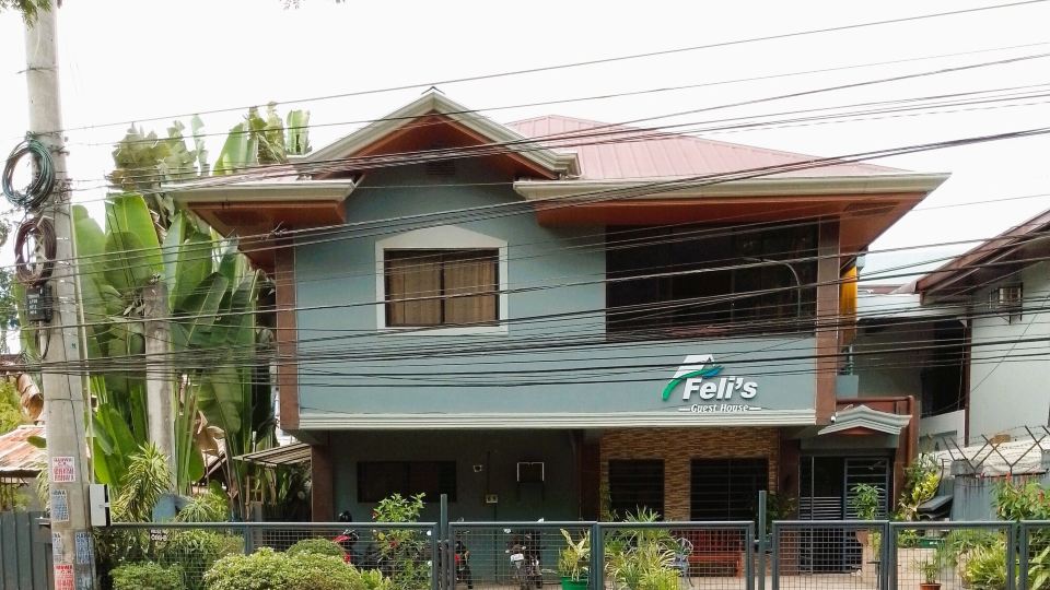 Felli's Guest House