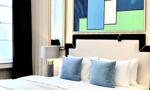 Mondrian Luxury Suites Unesco Old Town