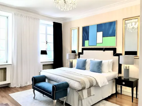 Mondrian Luxury Suites Unesco Old Town