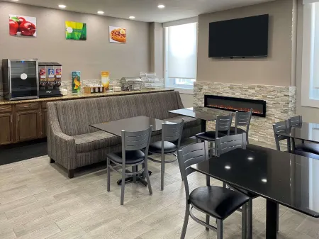 Quality Inn & Suites Kansas City Downtown