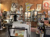 Cozy 1-Bedroom Loft in the Heart of Faribault with Arcades + Sauna & Gym Hotels in Faribault