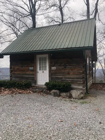 Family cabin with whirlpool tub (cabin #2)