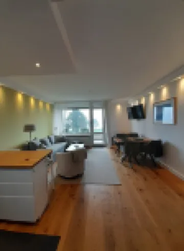 Apartment Seaside, Sea View, Parking Space, Wlan, Elevator, 2 Balconies, Family-Friendly