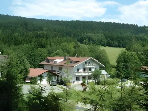 Landgasthof Hotel Zum Hirschenstein, Pension Garni Hotels in Bernried