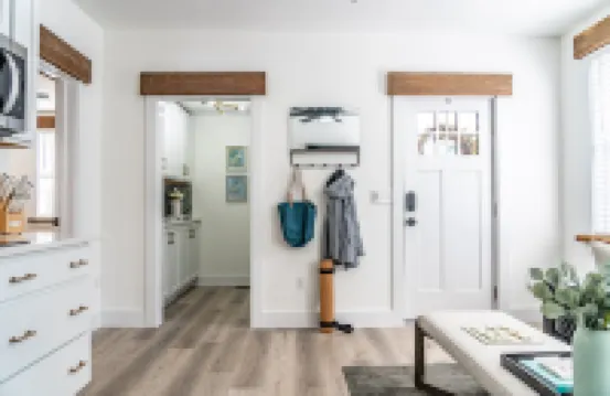 Charming Cottage Retreat Steps from Vibrant Downtown - Cozy Haven