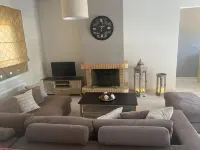 Ilion Air Host - Near Athens International Airport Hotels in Markopoulo