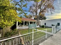 Elegant Duplex with Exclusive Amenities - Charming Historic Retreat