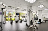 Fitness Center, Tennis Courts, Free Parking - Charming Coastal Escape Hotels in Aventura