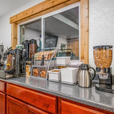 Super 8 by Wyndham Arcata