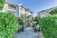 Modern Amenities with Pool and Balcony Access - Elegant Retreat Hotels in Horry County