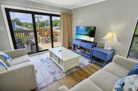 2BR Ocean Bridge | Shore Drive,Pool,Steps to Beach Hotels in Horry County