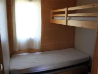 Large furnished cottage with covered terrace and parking space Hotels in Beynat