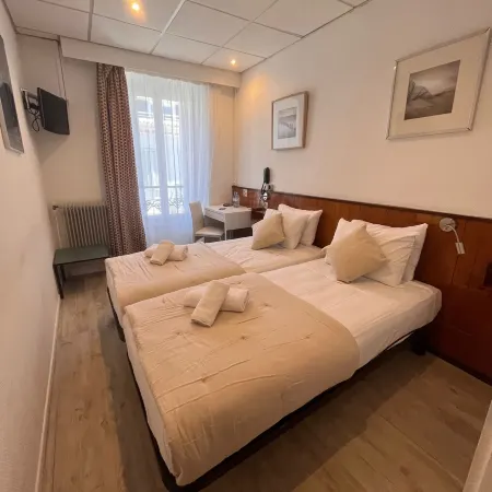 Azurene Royal Hotel