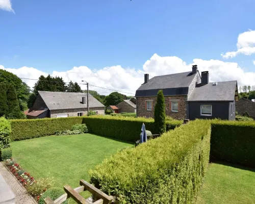 Holiday Home in Ardennes with Sauna Hôtels à : Bertrix