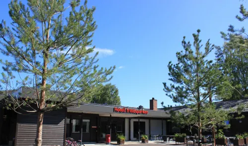 Hotell Fritidsparken فنادق في شيَن