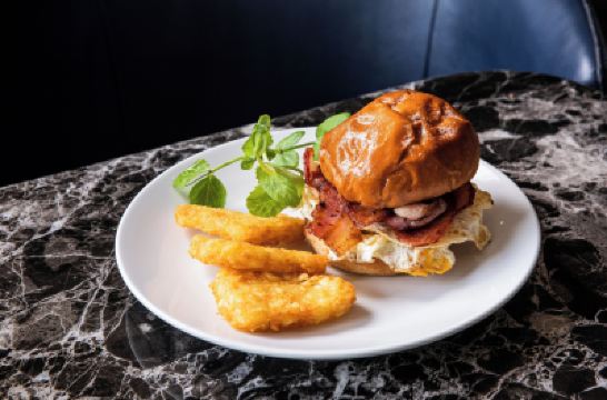 料理 ホリデイ イン ポッツ ポイントの写真