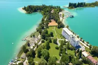 Parkhotel Pörtschach - Das Hotelresort Mit Insellage am Wörthersee Отели в г. Фельдкирхен-ин-Кернтен
