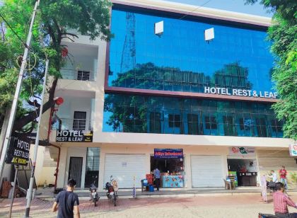 Hotel Rest and Leaf