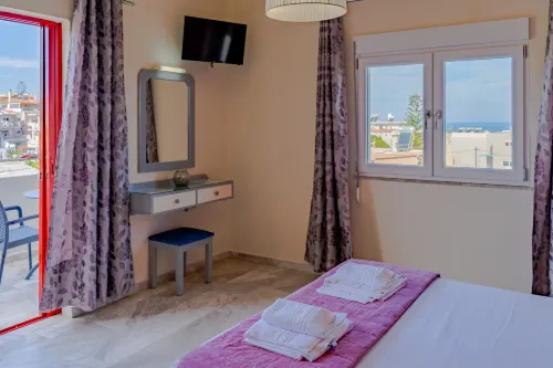 Saint Trope Studios Hotel a Galatas