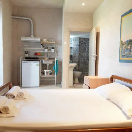 Artemis Studios & Apartments