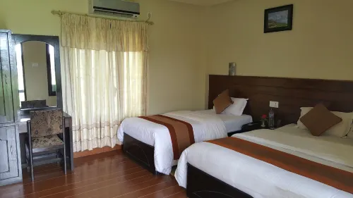 Chitwan Village Resort