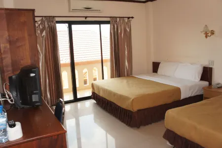Chaleunehoung Hotel