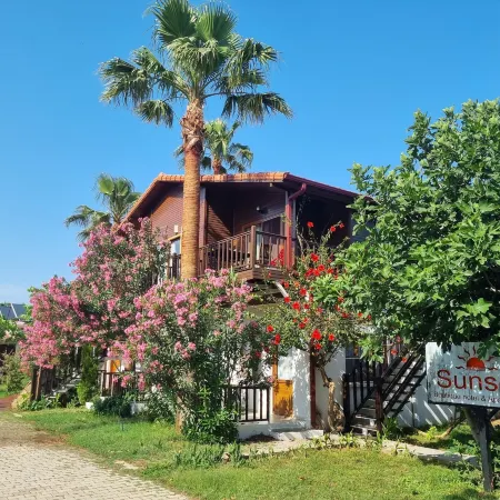 Sunset Boutique Hotel & Apartments
