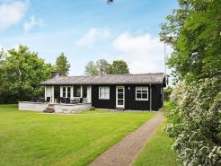 4 Star Holiday Home in Dronningmølle